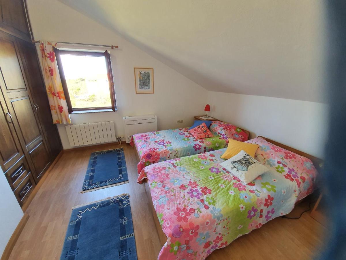 Holiday House "Lea" Lukoran Kültér fotó
